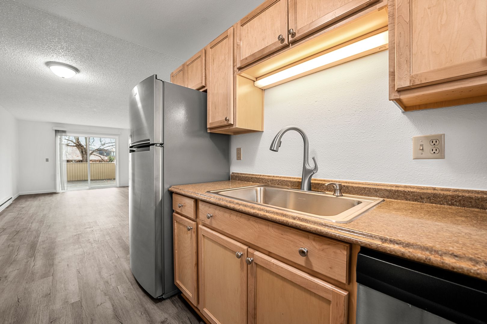 Bend Apartment: 902 NW Carlon Avenue