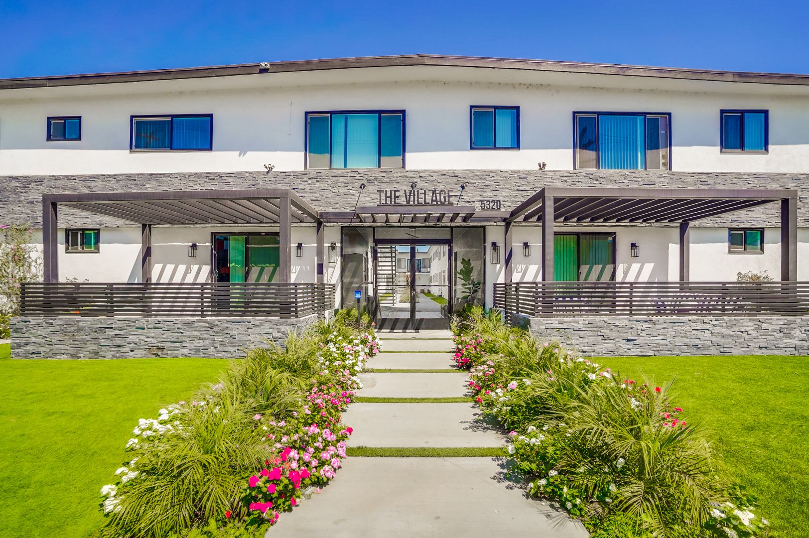 Valley Village Apartment: 5312 - 5320 Corteen Pl