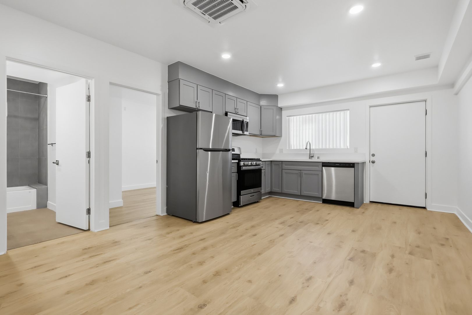 Valley Village Apartment: 5312 - 5320 Corteen Pl