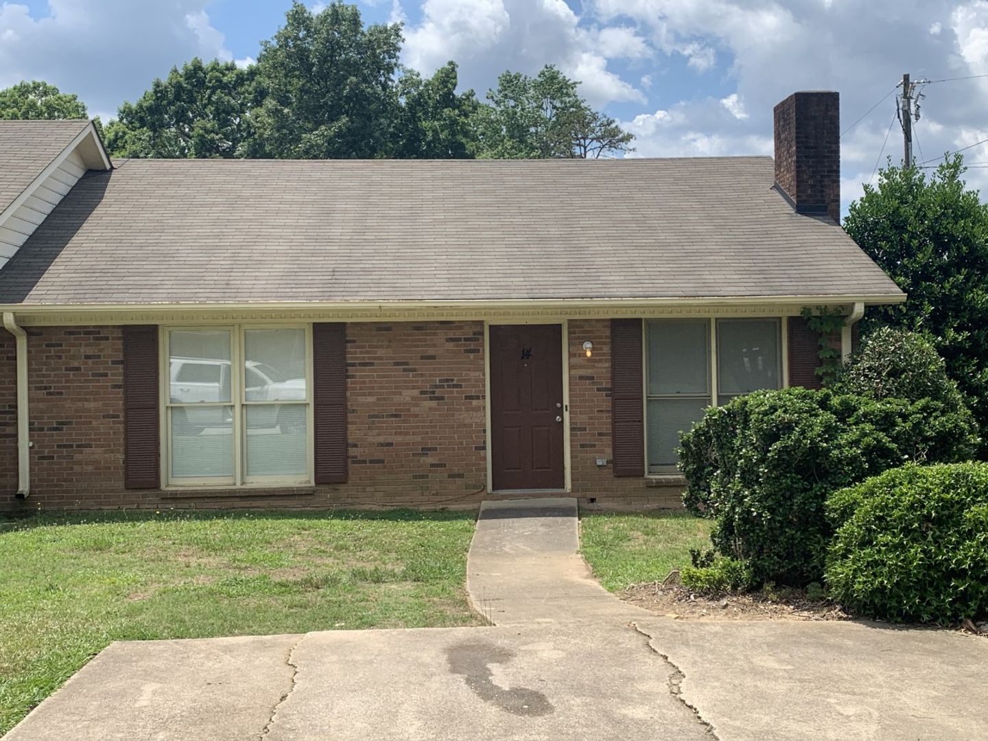 Spartanburg Apartment: 323-14 E Blackstock Rd