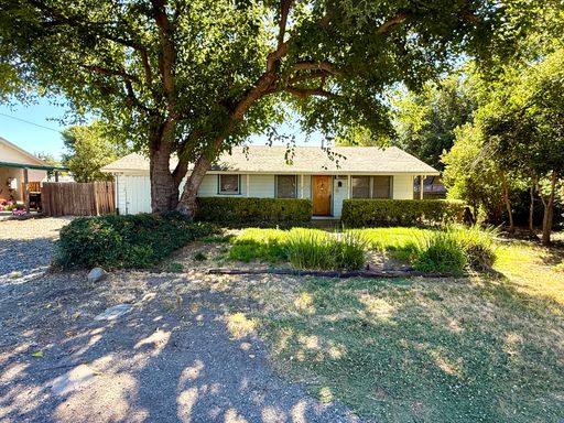 3 Bedroom 1 Bath House Coming Soon!
