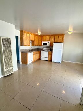1 Bedroom 1 Bath Unit Available