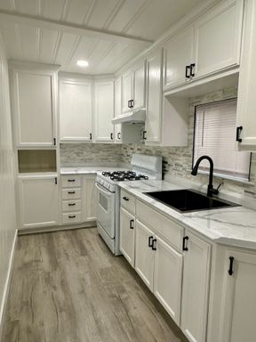 1 Bedroom 1 Bath Unit Available