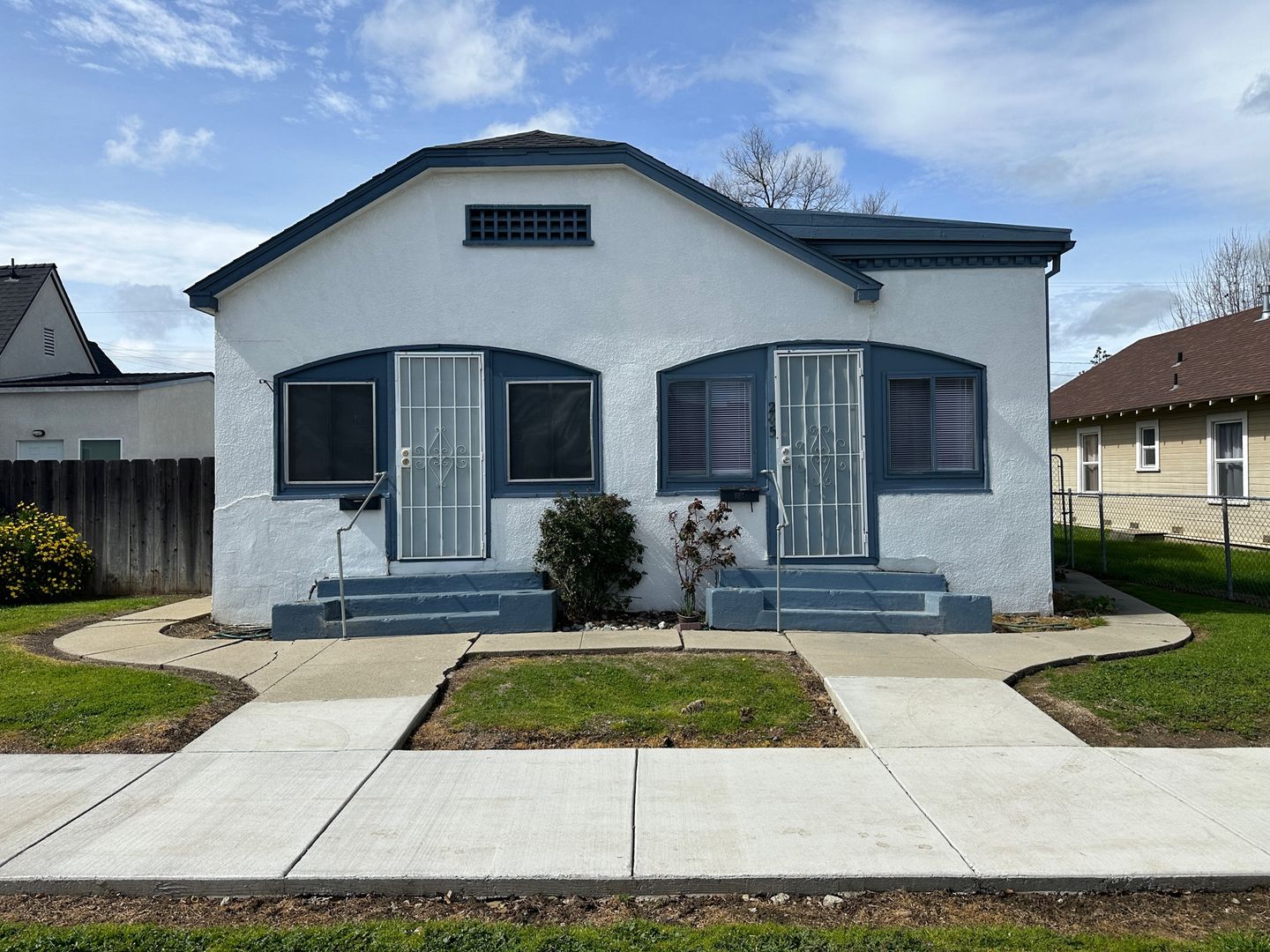 Willows House: 245 S. Shasta Street