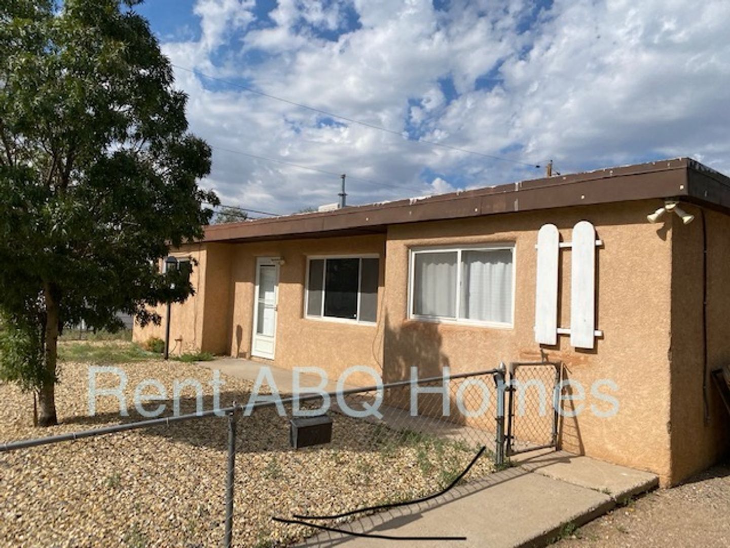 Albuquerque House: 2405 Dorothy St. NE