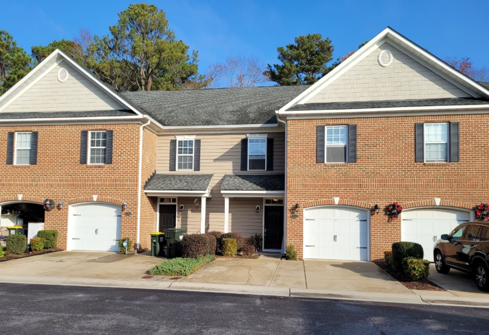 Virginia Beach House: 512 Fieldstone Glen Way