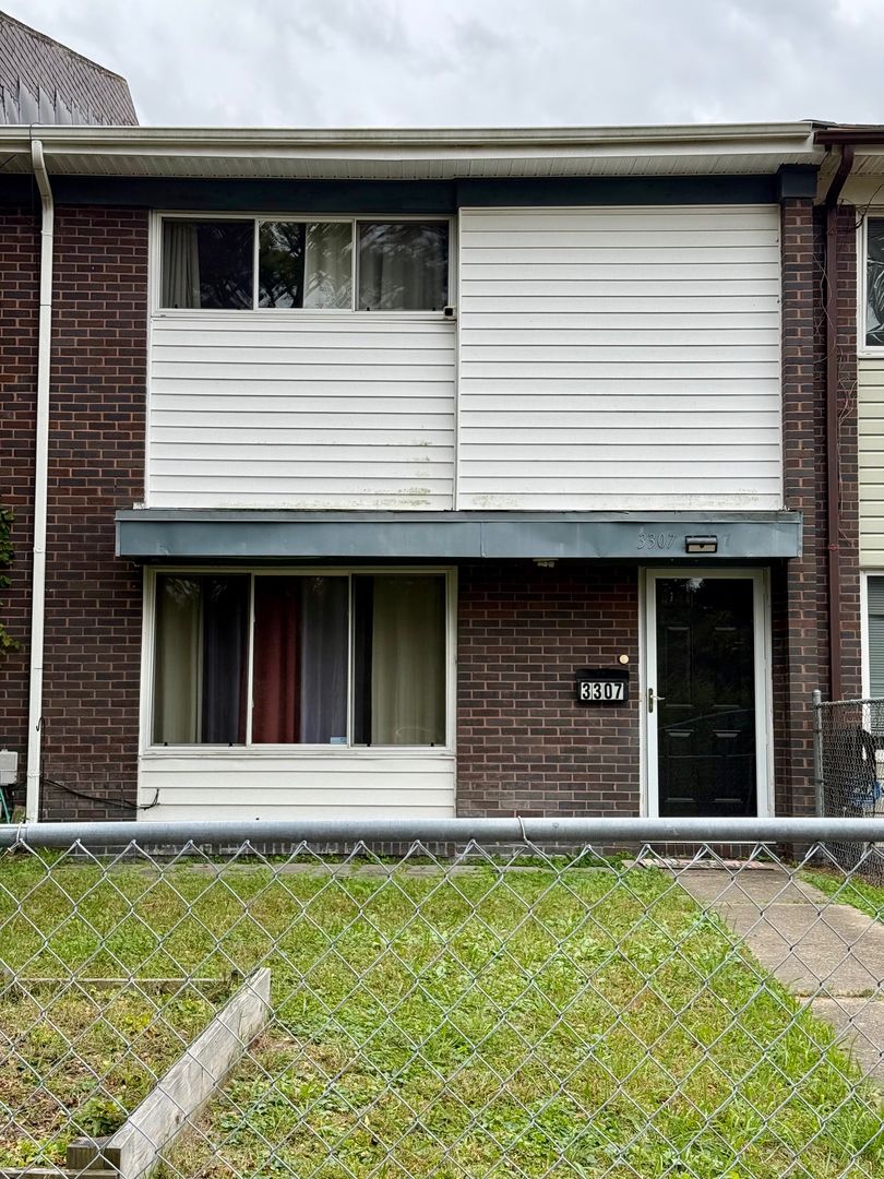 Virginia Beach House: 3307 Shasta Ct