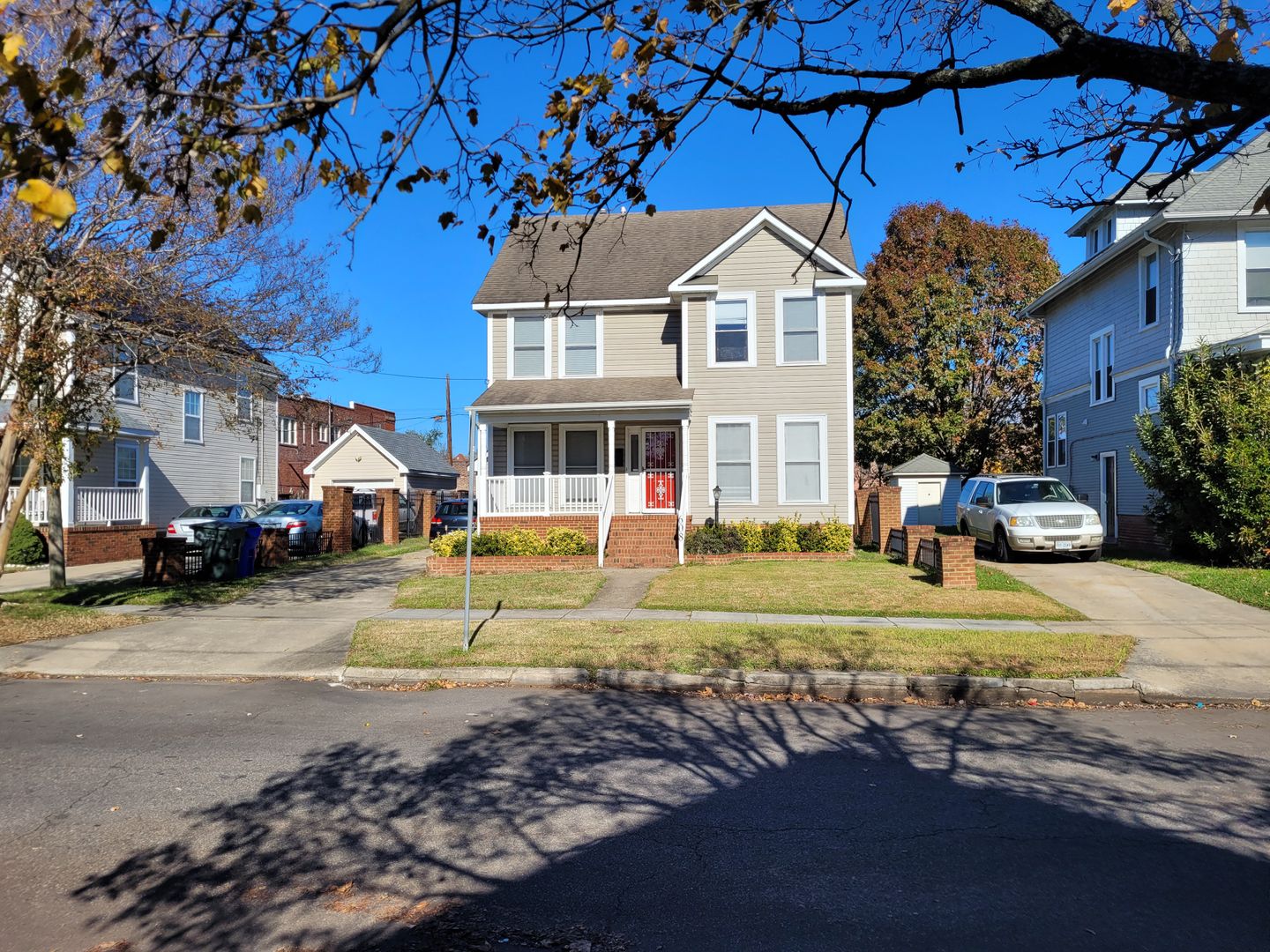 Norfolk House: 608 W 34th Street