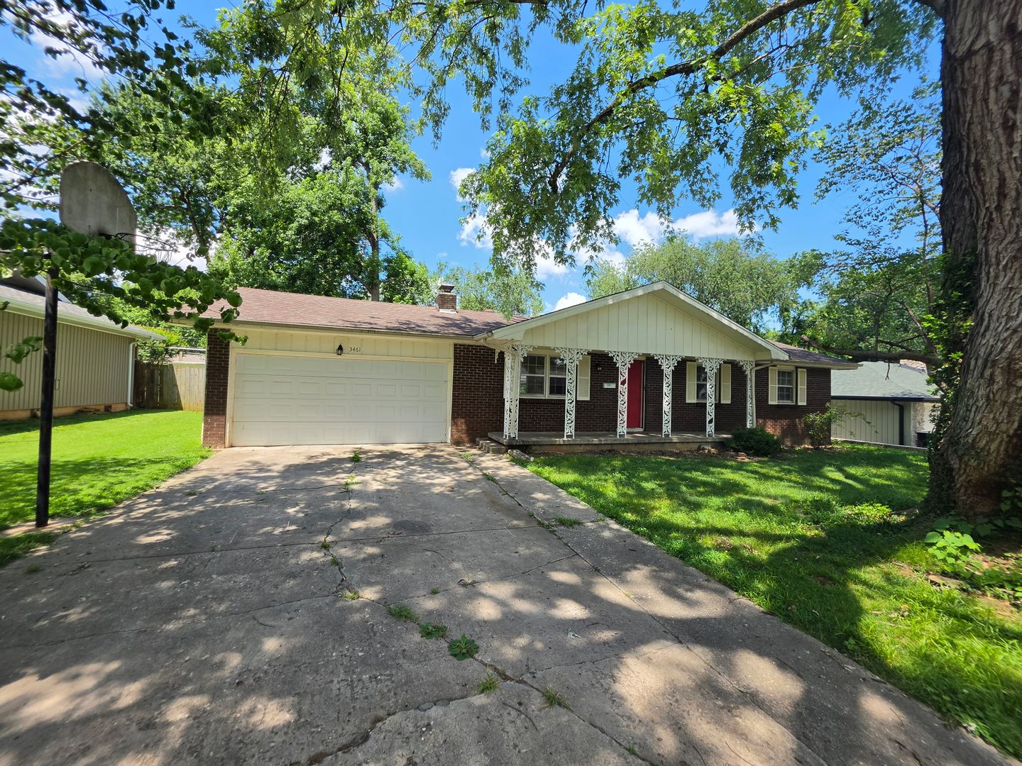 Springfield House: 3461 S Ferguson Ave