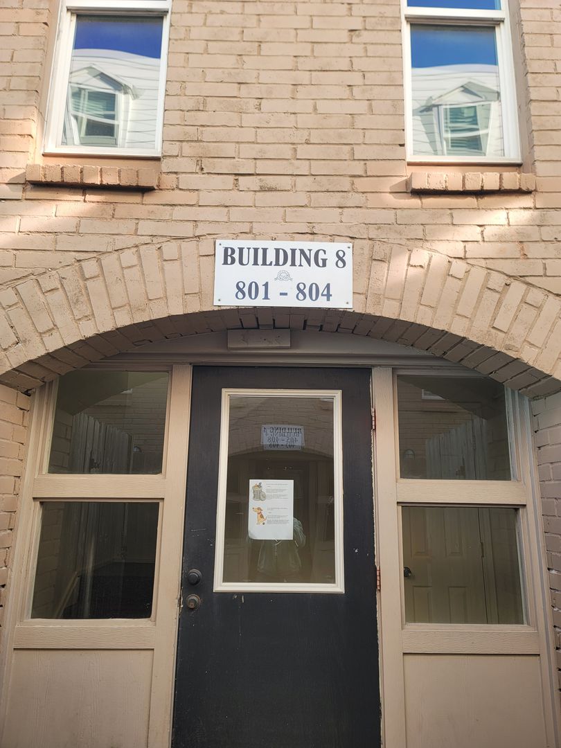 Galveston Apartment: 215 Post Office