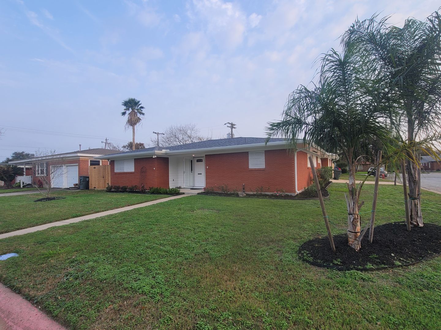 Galveston House: 107 Avalon