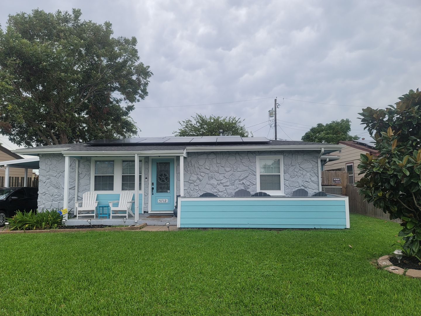 Galveston House: 5712 Borden