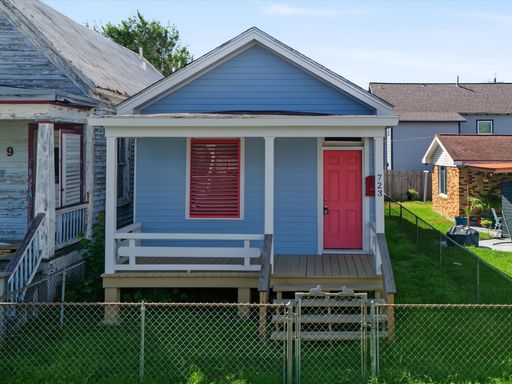 1 Bedroom Rental – 723 Sealy , Galveston, TX 77550