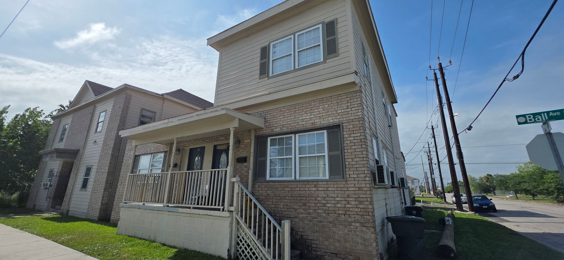 Galveson Apartment: 2804 Ball