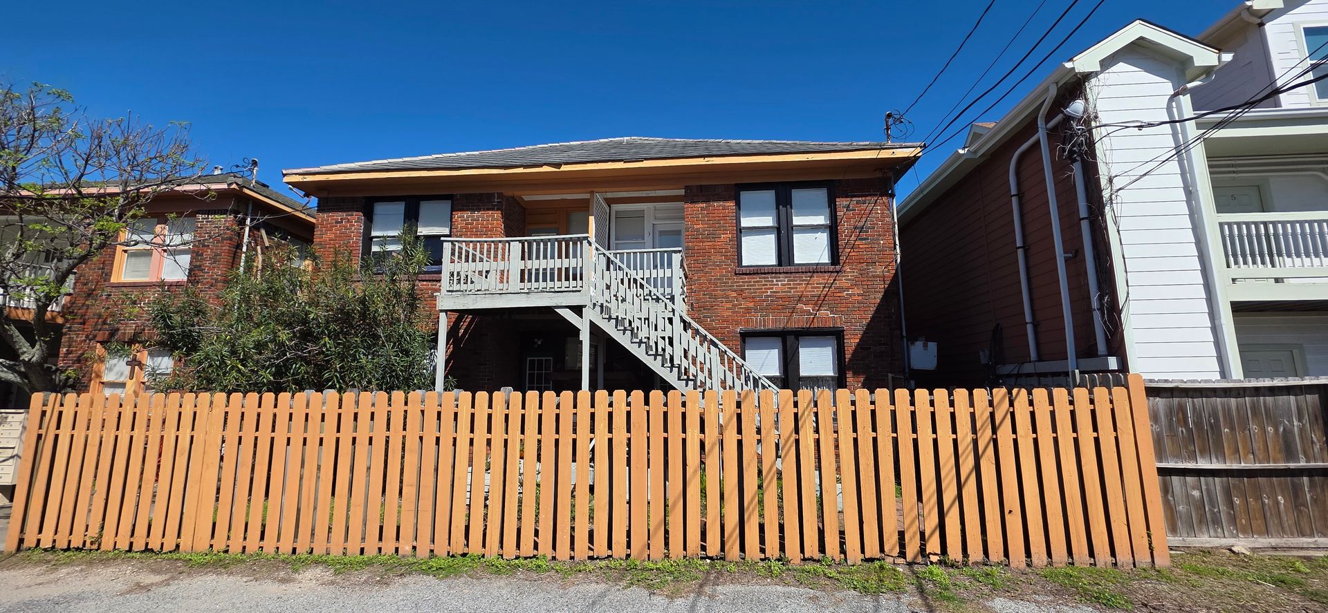 Galveston Apartment: 2109/2115 Ave. P