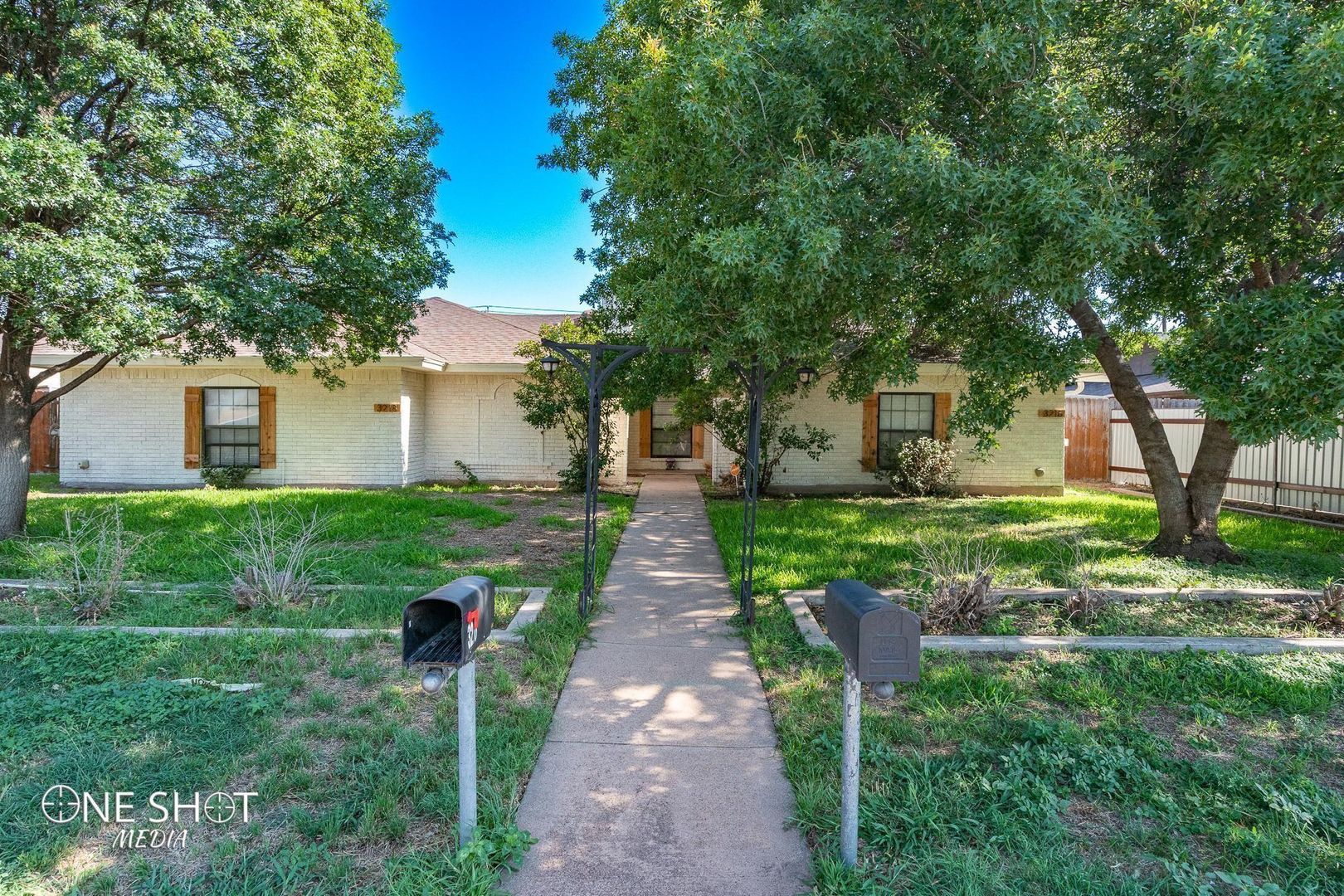 Abilene House: 3216 Chimney Rock Rd