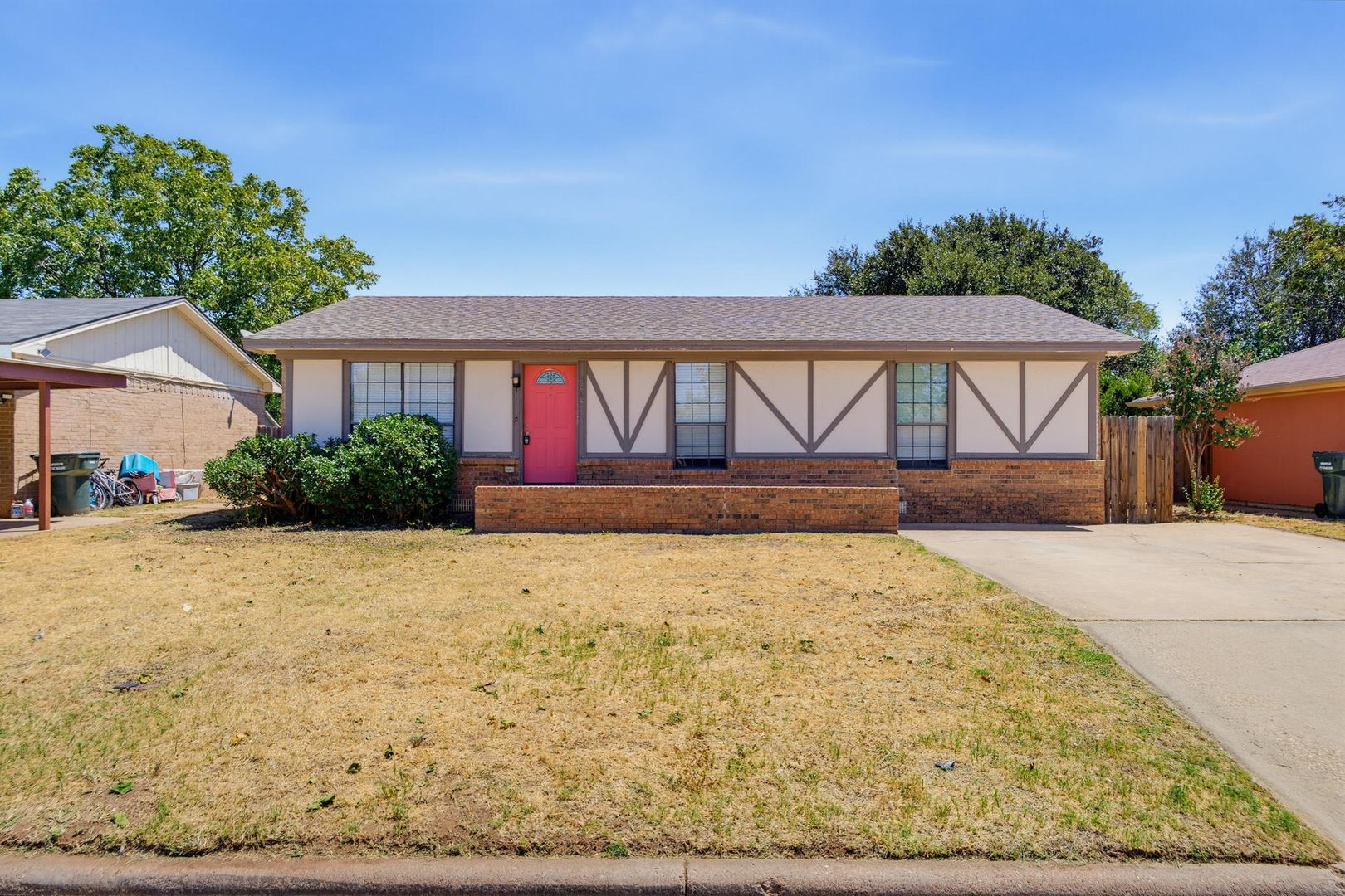Abilene House: 3665 Trinity Ln