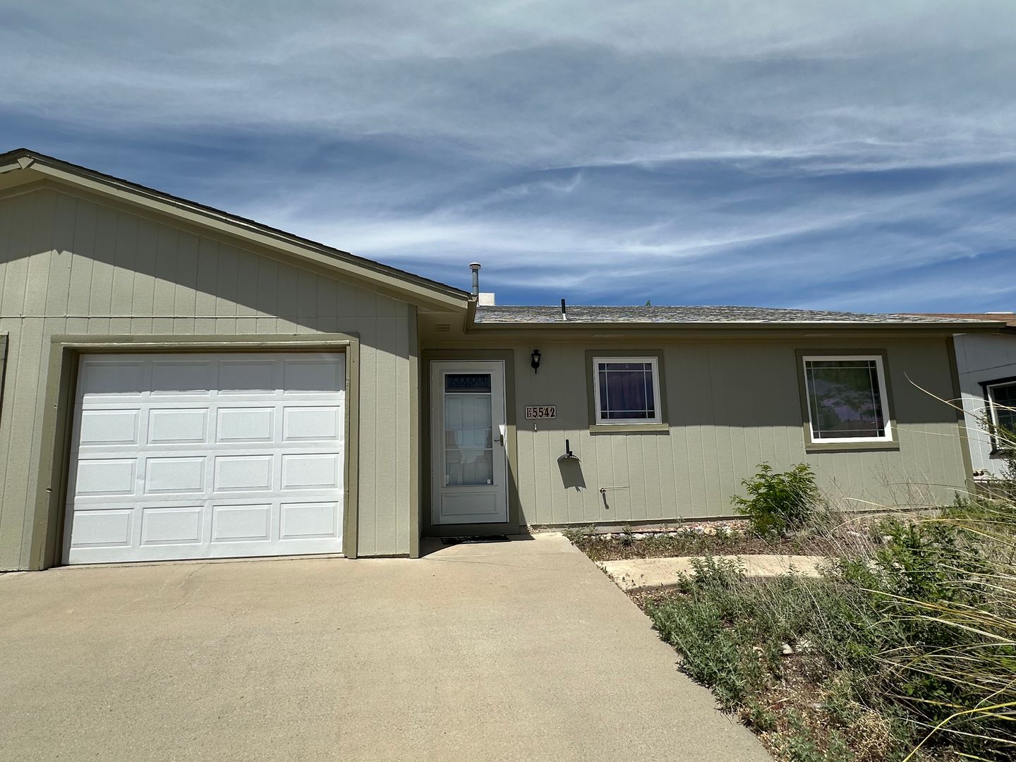 Farmington House: 5542 Cypress St.