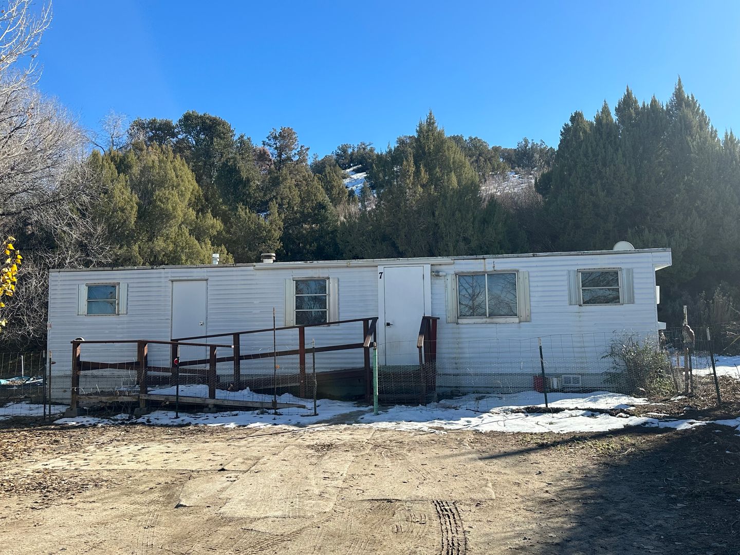 Azrec House: 7 Road 2885