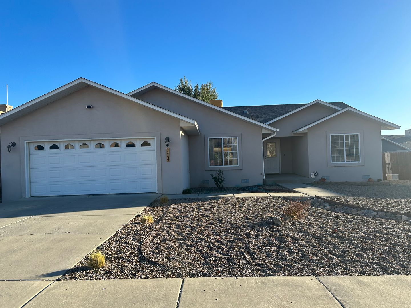 Bloomfield House: 104 Park Circle