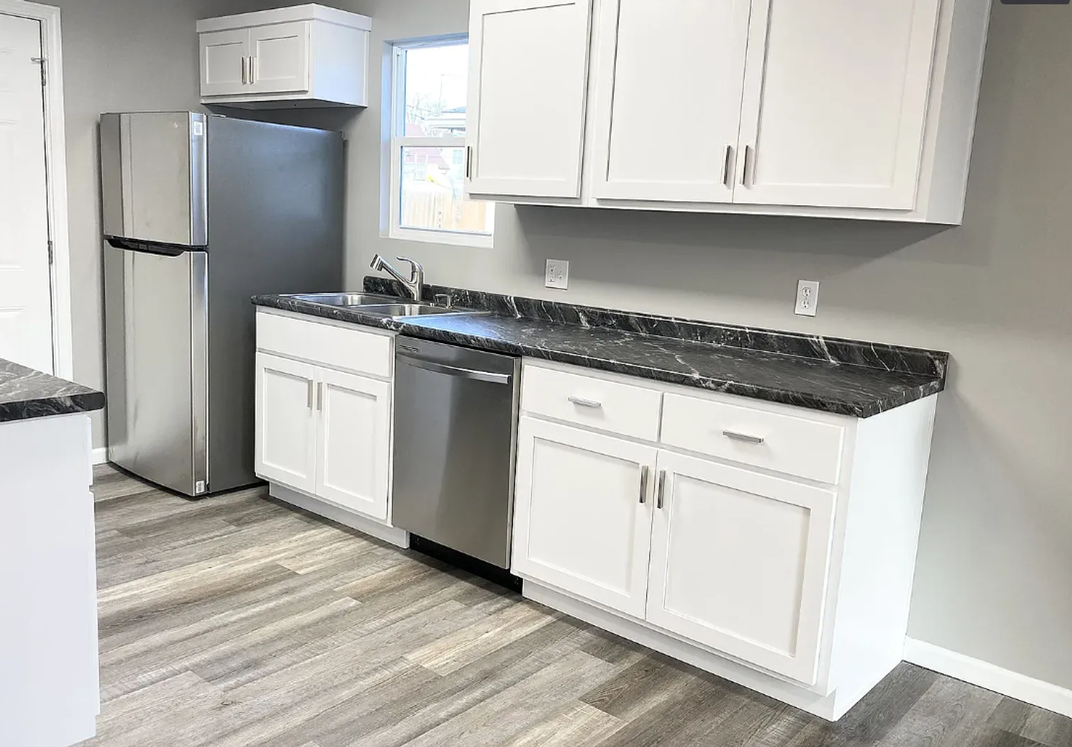 Fort Wayne Apartment: 1840 Rosemont Drive