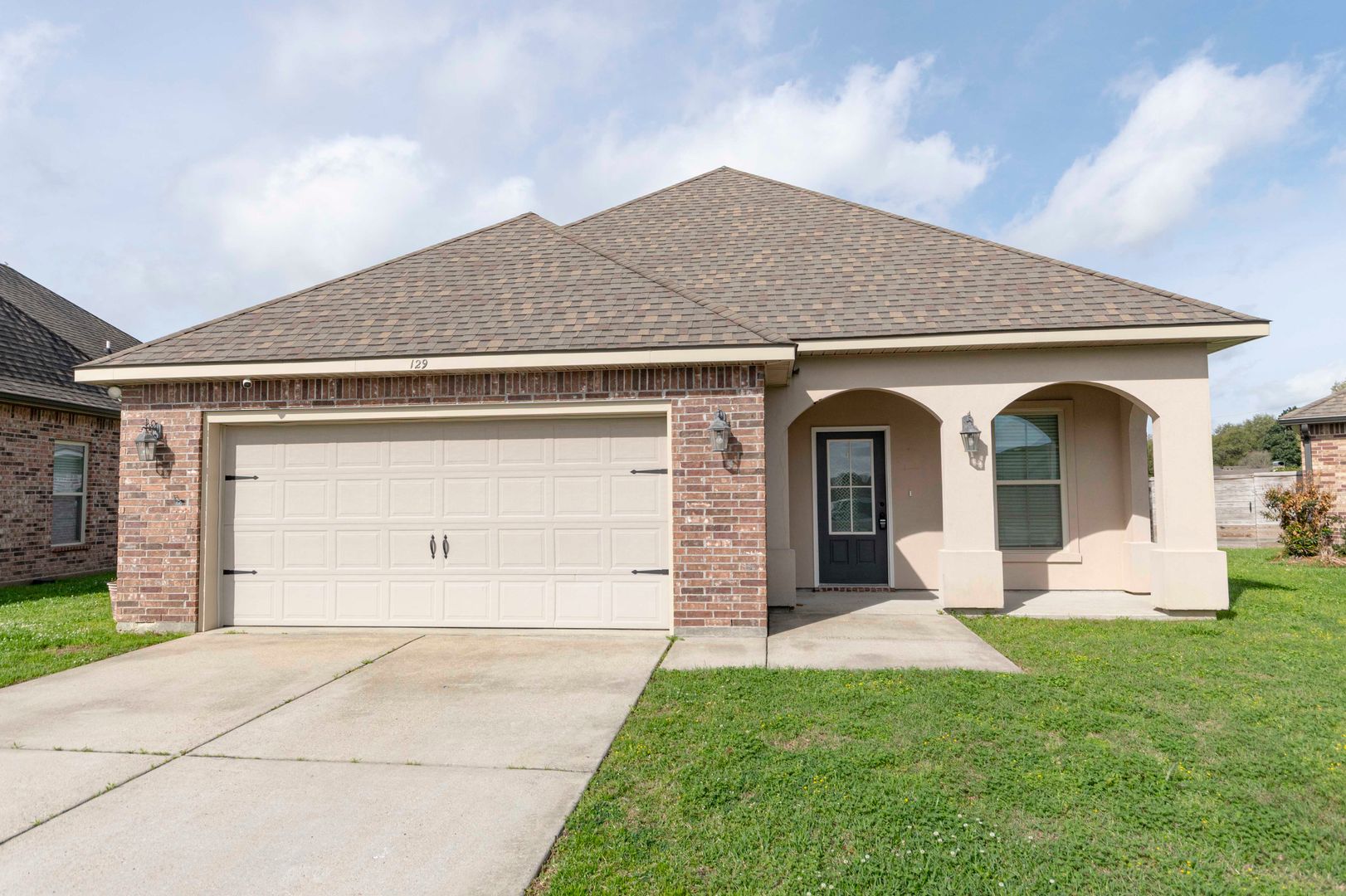 Youngsville House: 129 Gray Birch Loop