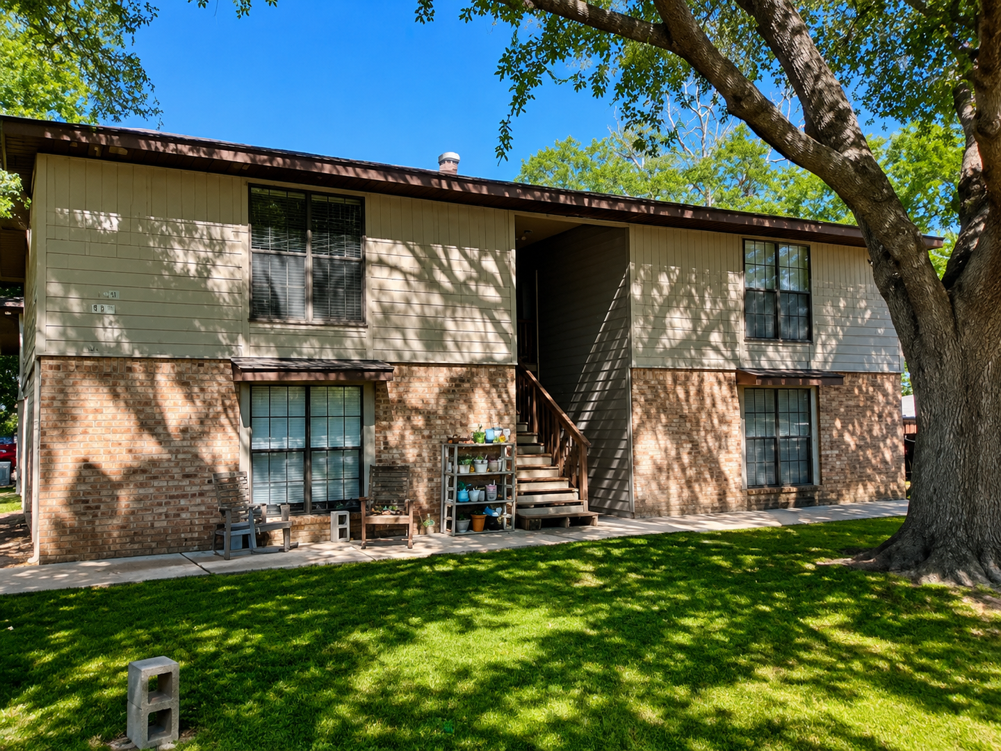 Lafayette Apartment: 108 Calypso Lane Unit B