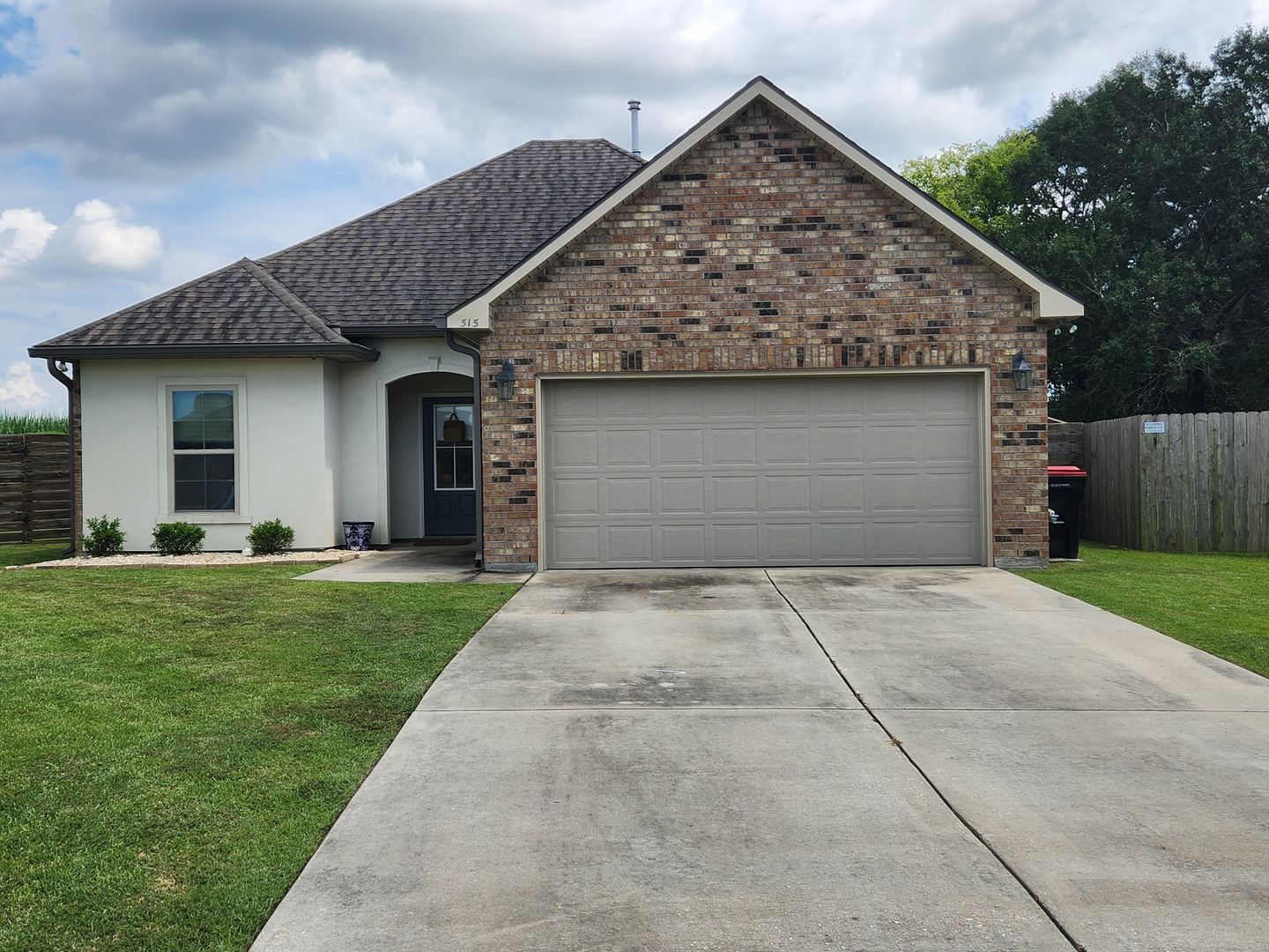 Youngsville House: 515 Gray Birch Loop
