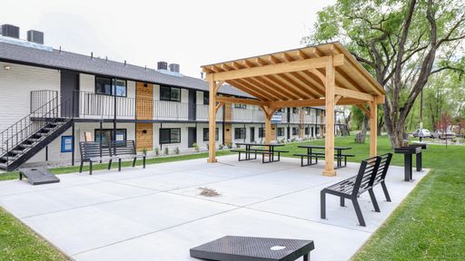 Fully furnished! 2-Bedroom Apartment, Steps from the Provo River Trail! – photo 1