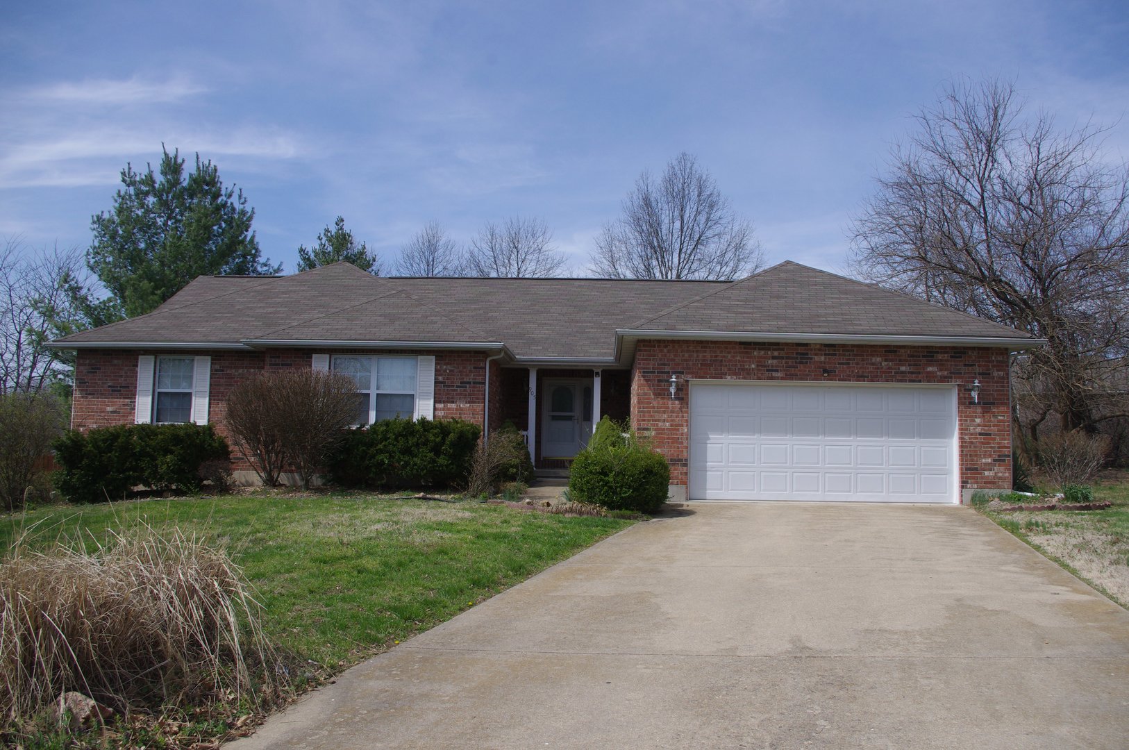 Rolla House: 905 Hampton Court