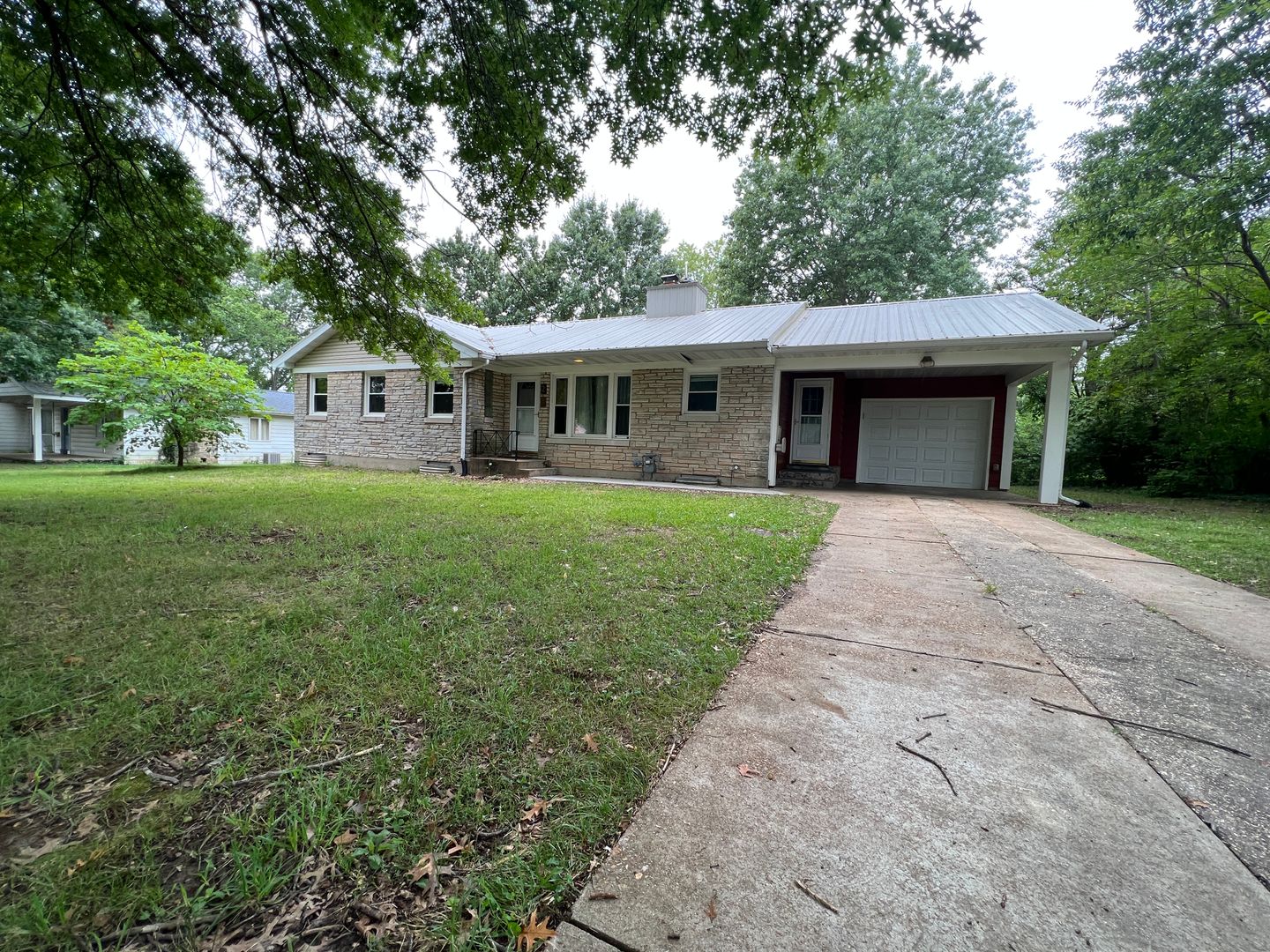 Rolla House: 24 Summit Ave