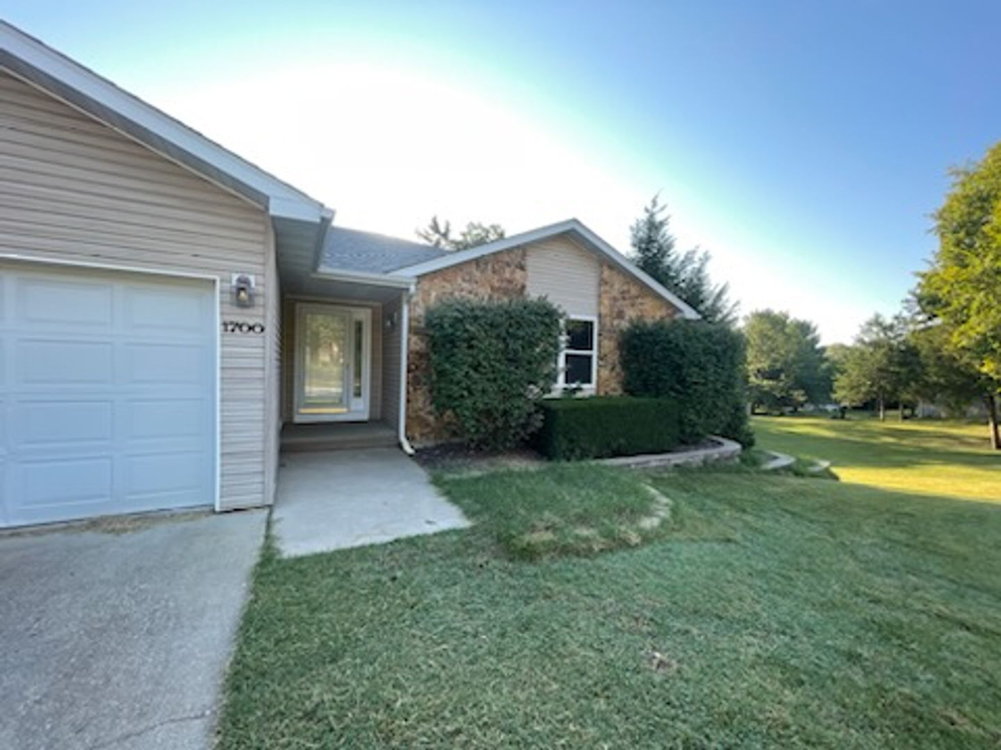 Rolla House: 1700 McCutchen Road