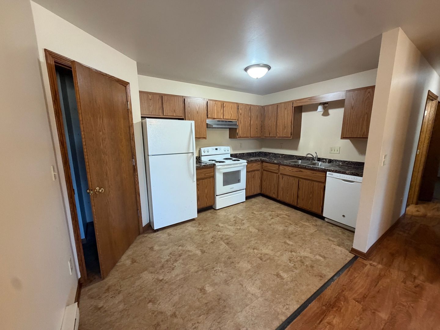 Paradise Place Apartments 3 of 10