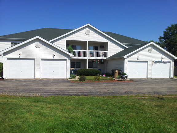 Madison Apartment: 9 Woodridge Ct