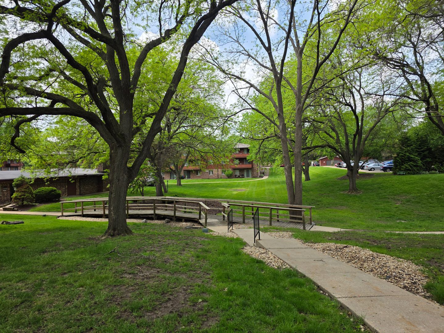 Madison Apartment: 6431 Bridge Road