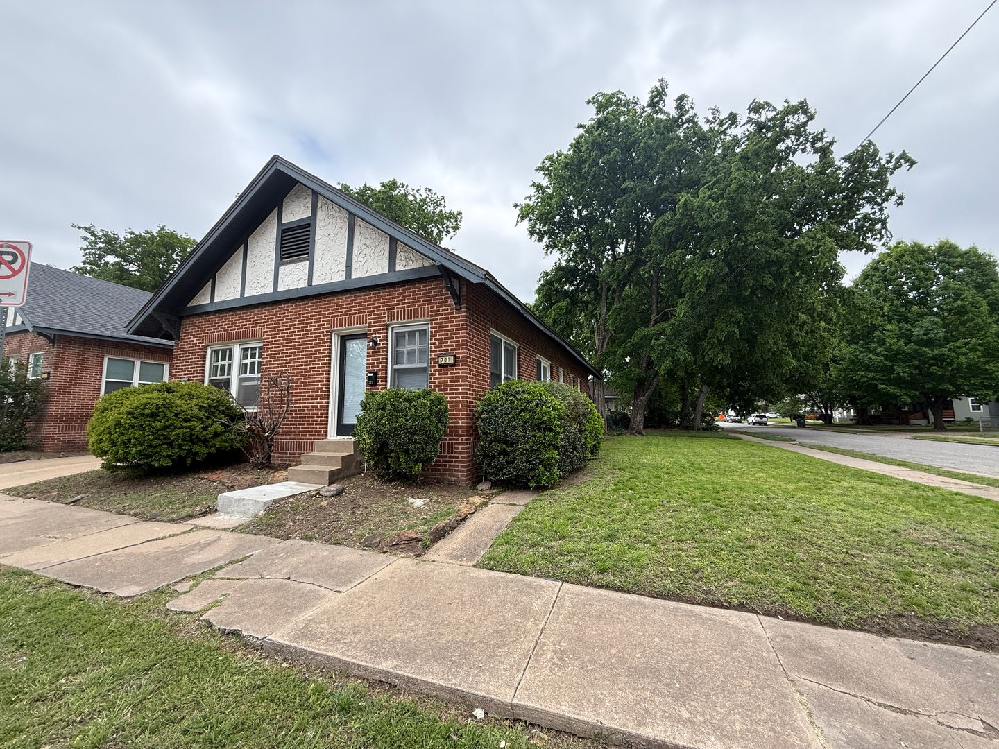 Tulsa House: 721 South Zunis Avenue