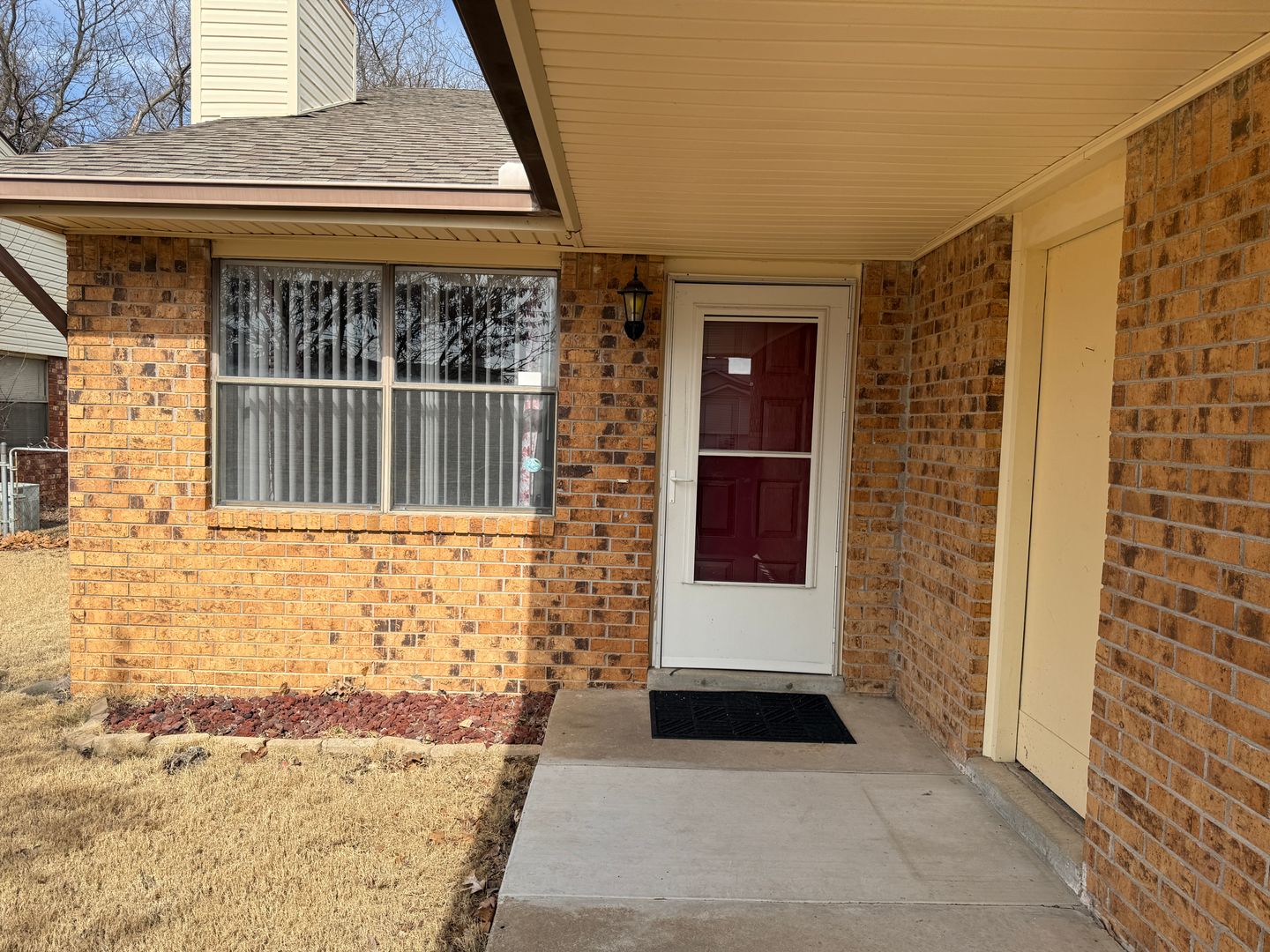 Broken Arrow House: 112 East Canton Street