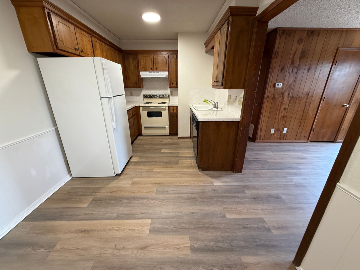 Bartlesville Apartment: 621 East 13th Street