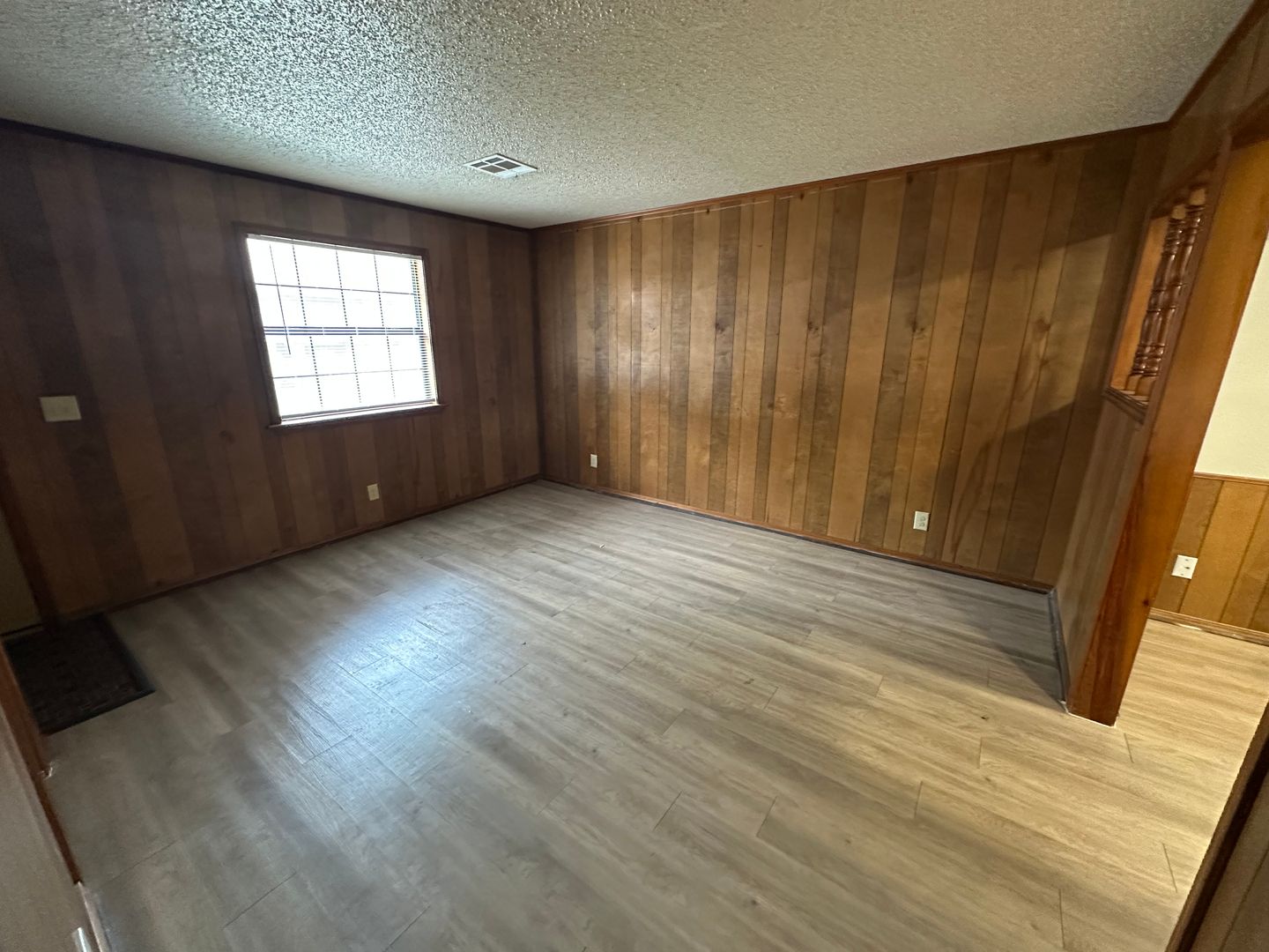 Bartlesville Apartment: 621 East 13th Street