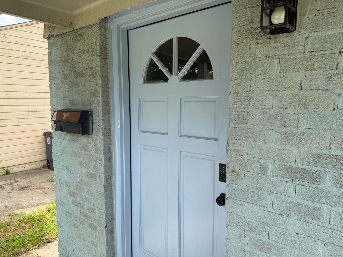 Tulsa House: 2814 East Admiral Court