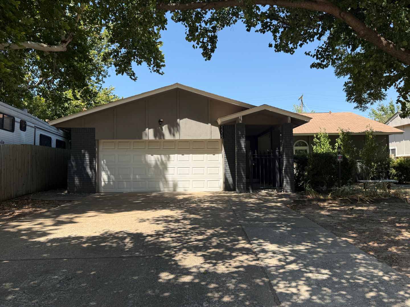 Tulsa House: 1515 East 61st Street
