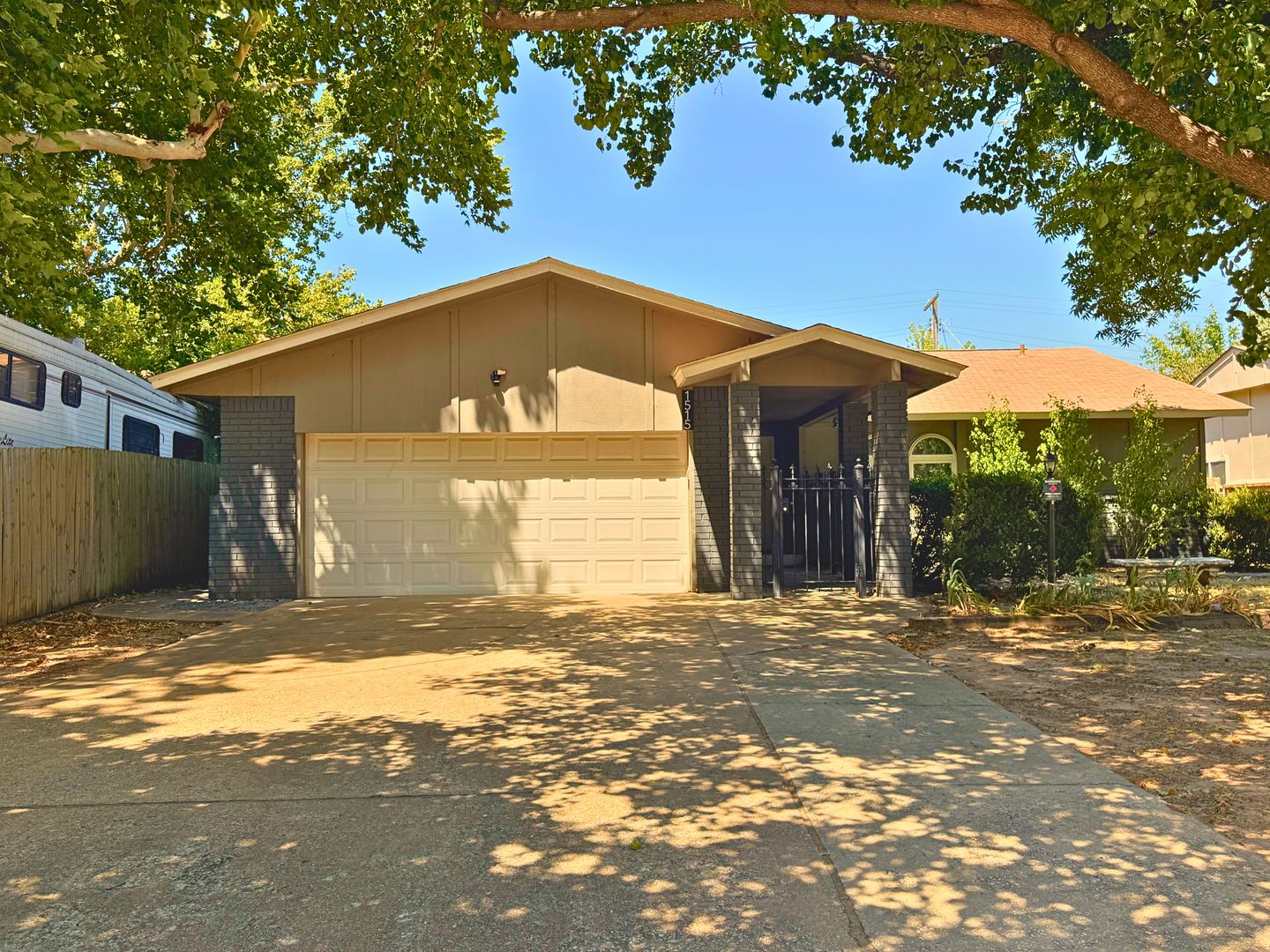 Tulsa House: 1515 East 61st Street