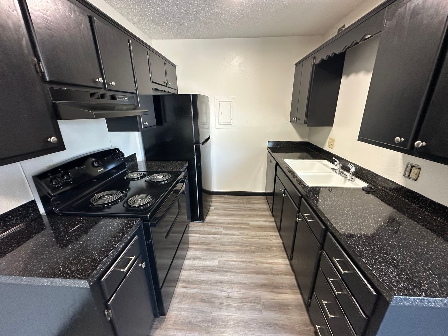 Bartlesville Apartment: 320 South Wyandotte Avenue