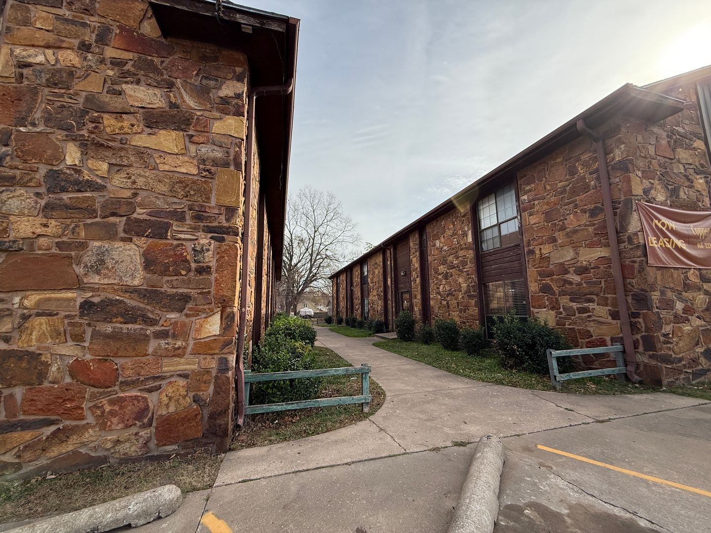 Bartlesville Apartment: 412 South Wyandotte