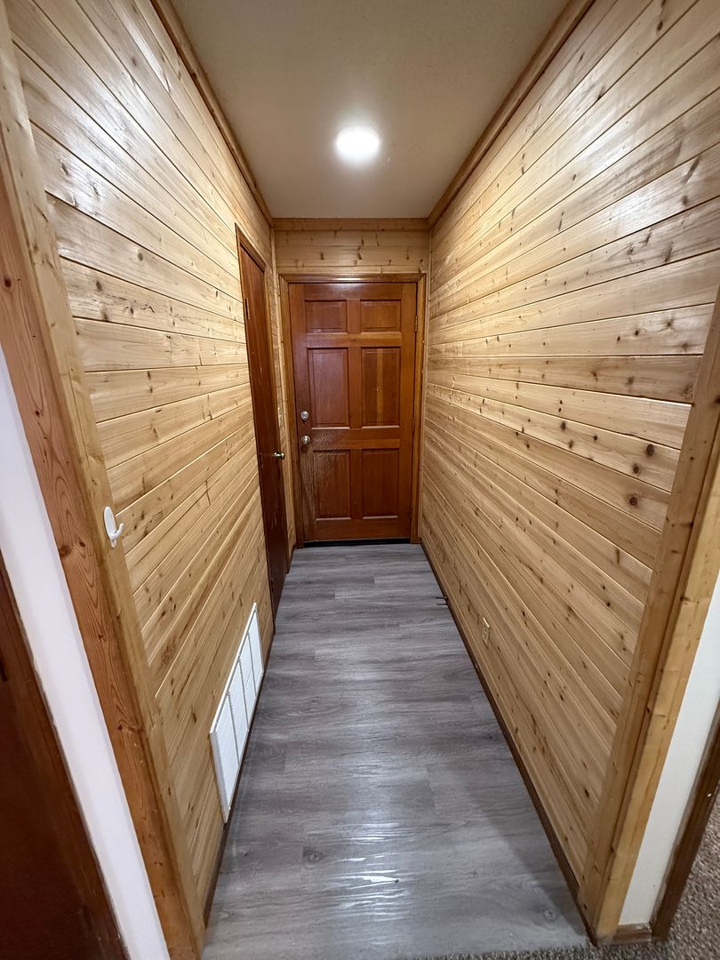 Bartlesville Apartment: 412 South Wyandotte