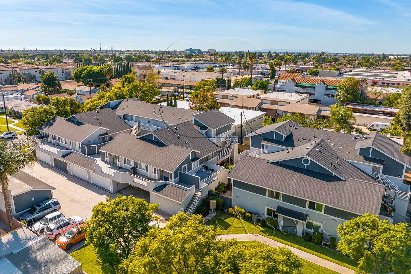 Fullerton House: 4109 Carol Dr - H