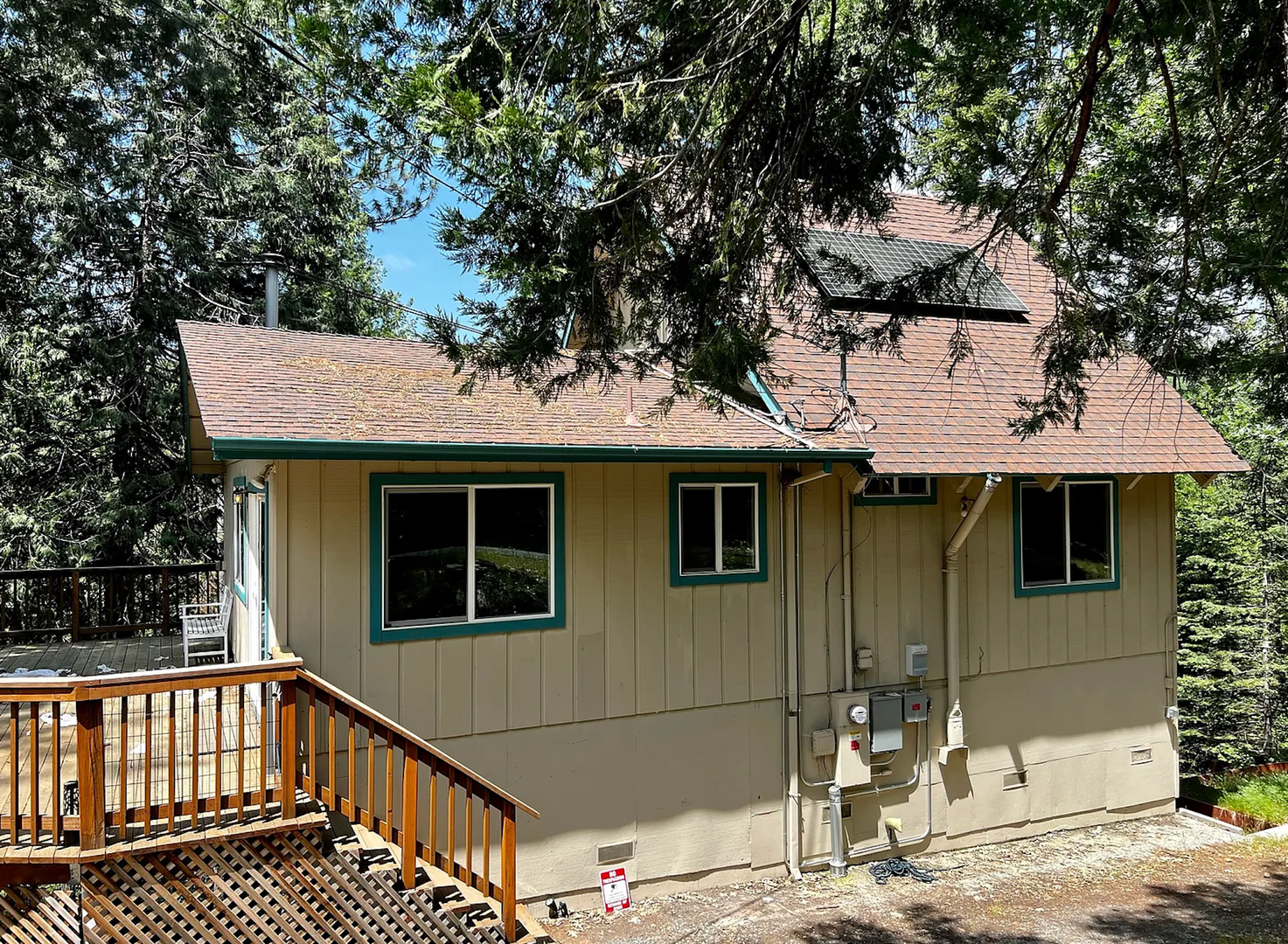 Twain Harte House: 22400 Broken Bough Ln