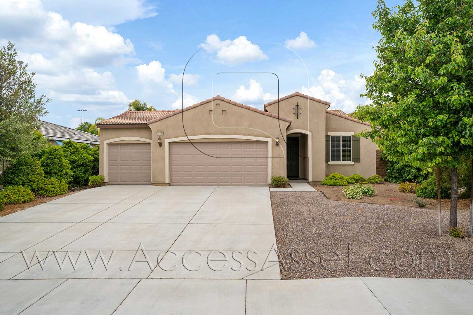 Menifee House: 30859 View Ridge Lane