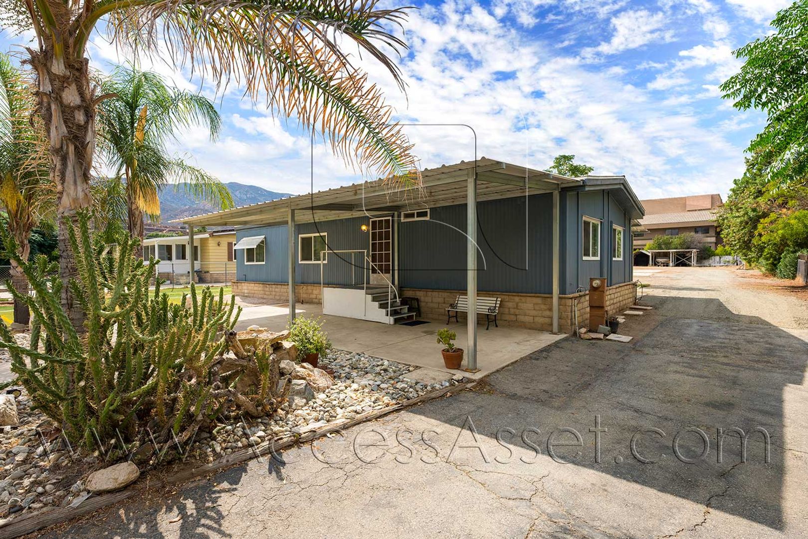Lake Elsinore House: 32889 Brechtel St