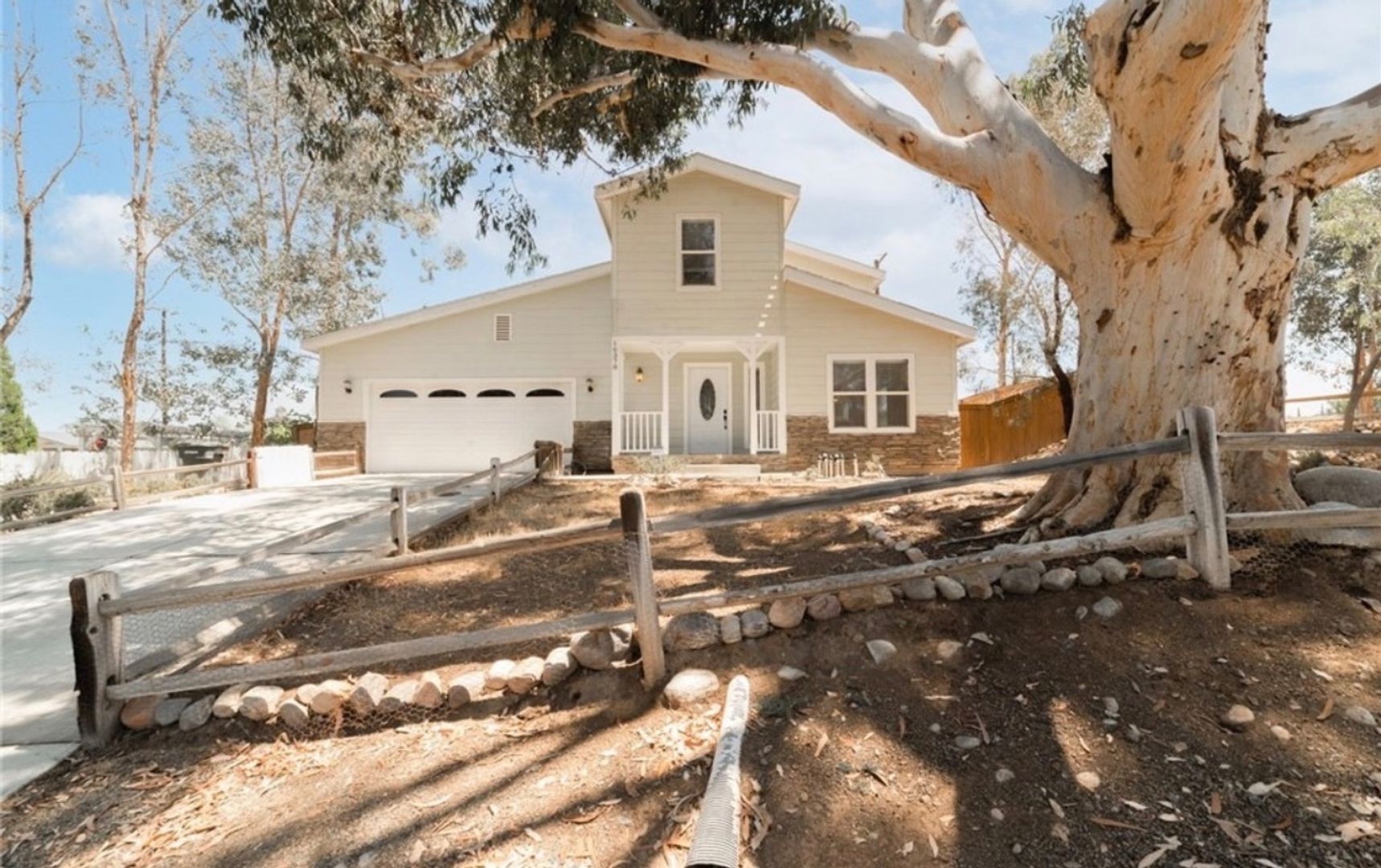 Lake Elsinore House: 16378 Arnold Ave